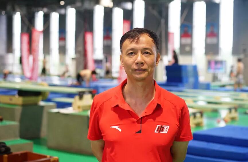 全红婵受热捧影响多大？恩师调侃：你以为她傻？小卖部变超市了