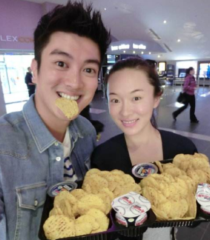 杜江夫妇低调带儿女游玩散心，霍思燕惬意微笑，网友：太幸福了