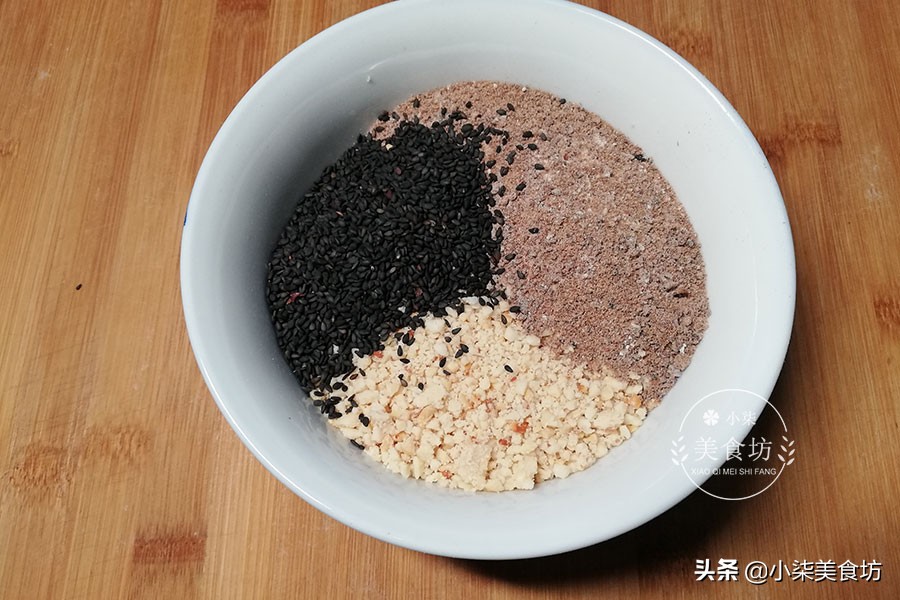 图片[9]-一碗面粉 2把花生米 教你做花生酥烧饼 外酥里软 5分钟就出锅-起舞食谱网