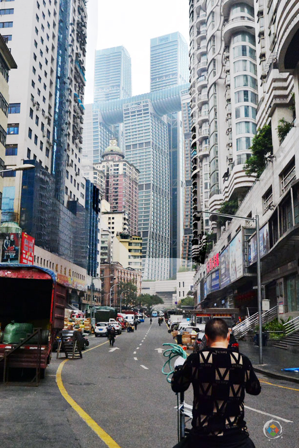 重庆城的日新月异，直辖23年之后，一直在变，却又一直没变