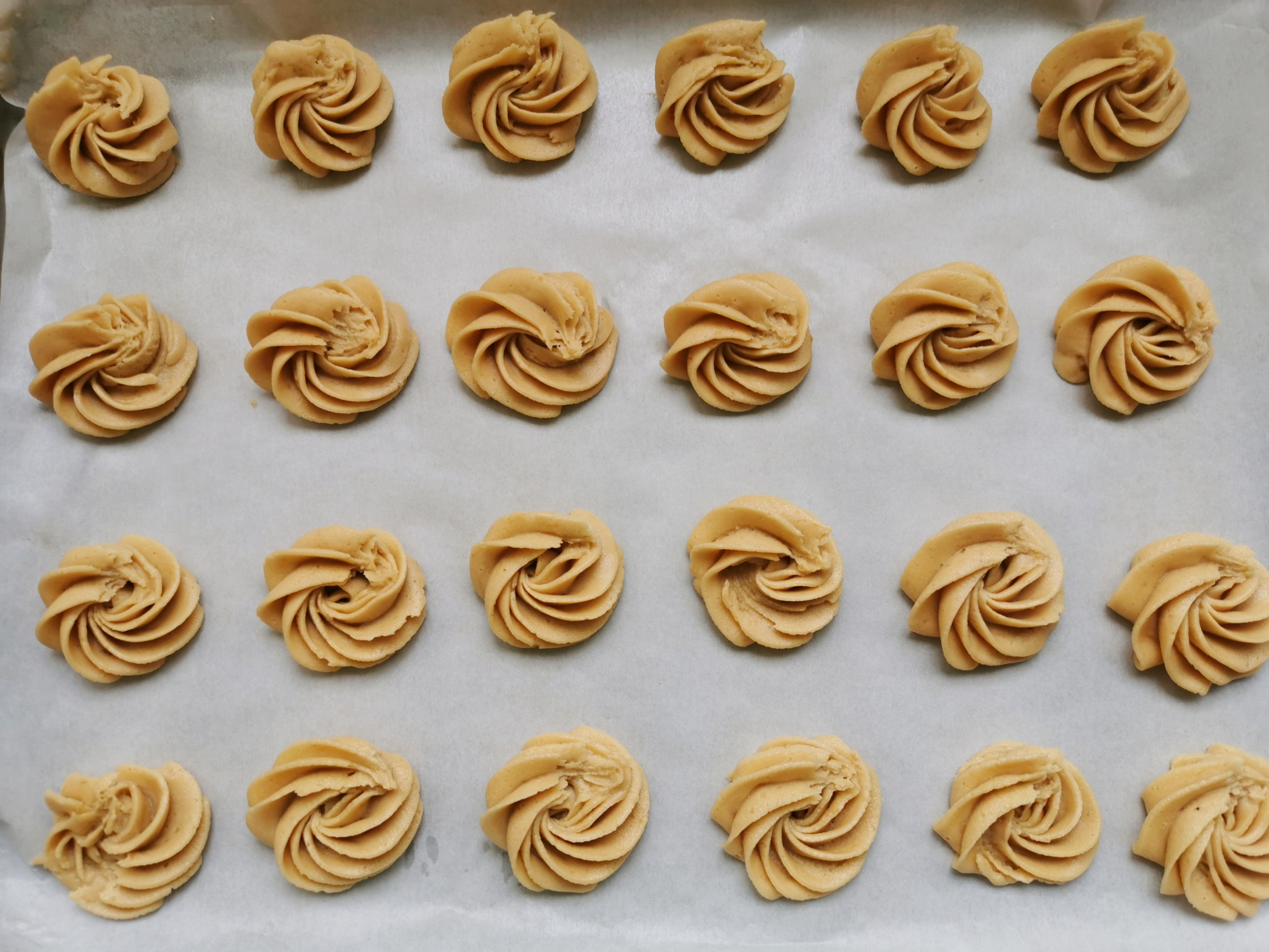 咖啡用來做餅乾，酥脆香甜又提神，下午茶必備，新手也能成功