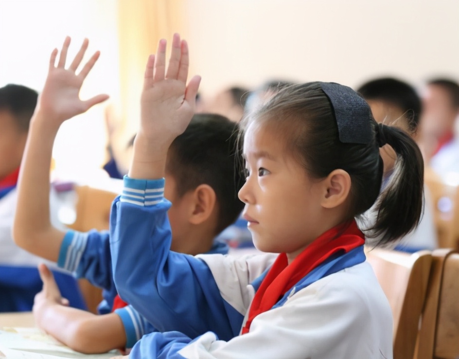 盘点小学生“满分作文”，老师直言思维太活跃，网友：理解透彻