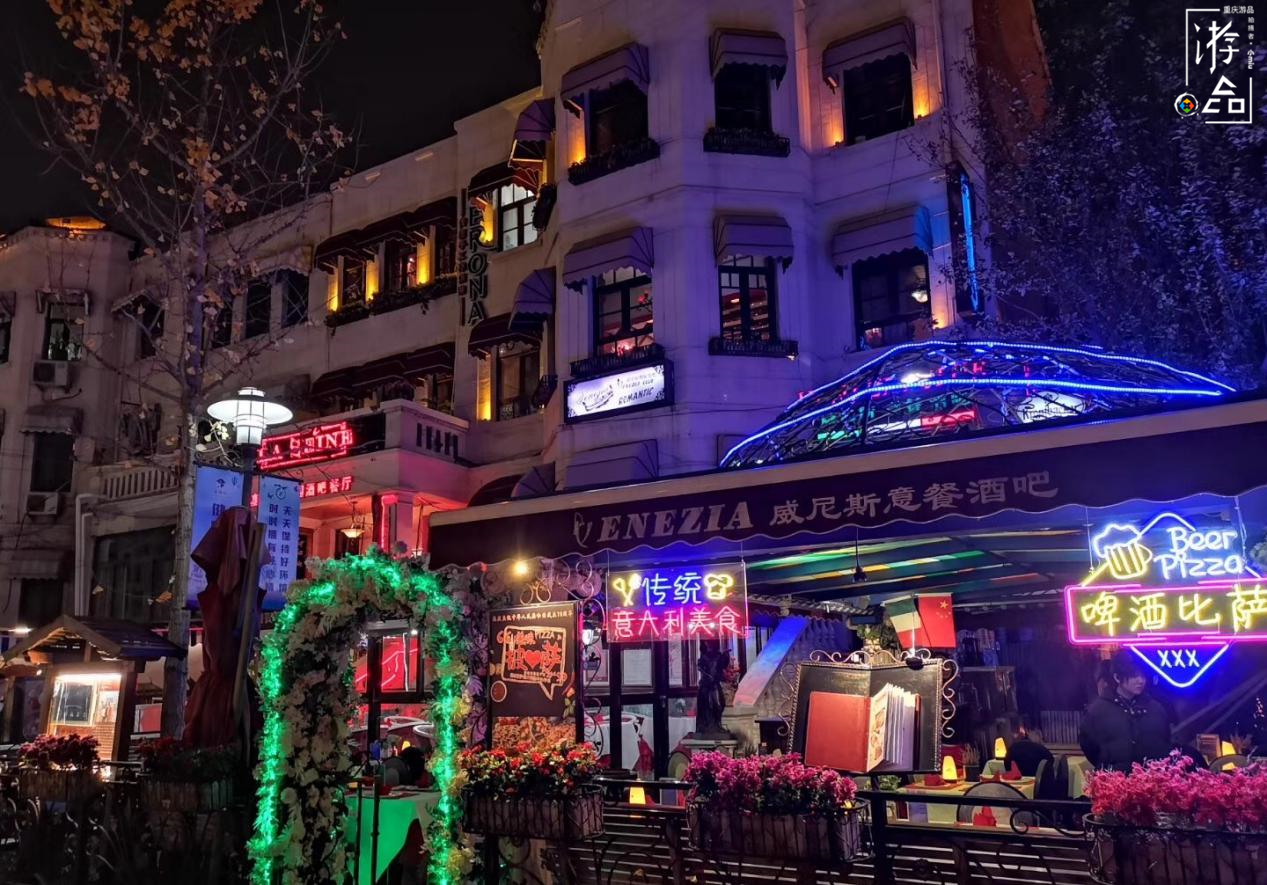 存在感很低的直辖市，最出名的是当地的包子，但这不是真正的天津