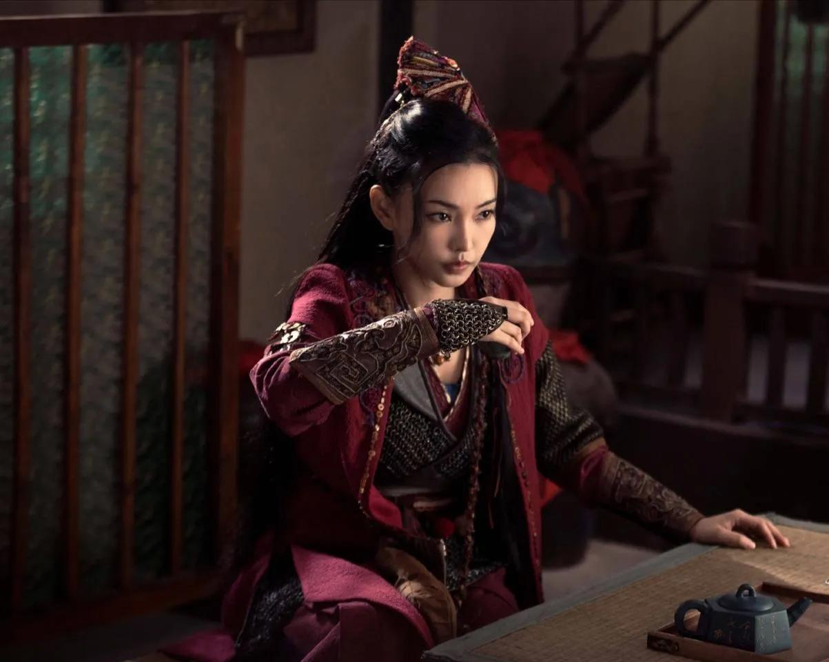 和王晶導演多次合作的女演員童飛 - 頭條匯