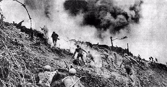 上甘岭之战，战将秦基伟：15军流血不流泪，打光