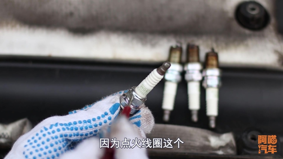 火花塞到底什么時候需要換，老司機教你自己判斷，不會被坑