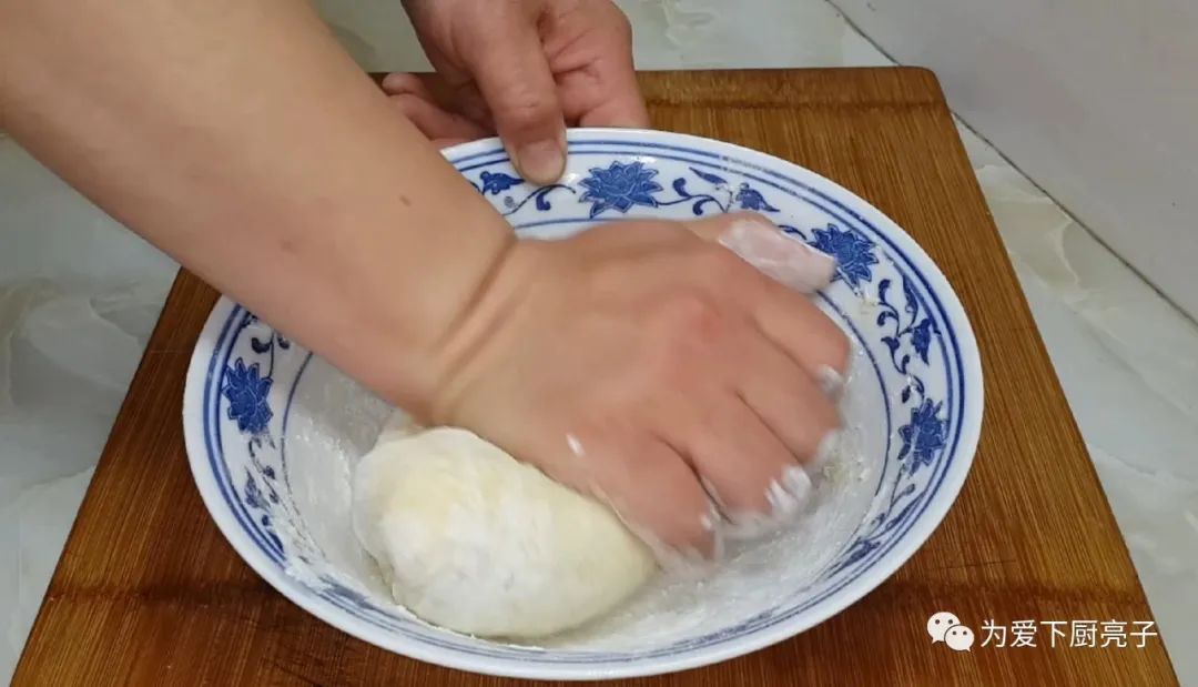 千層小糖餅做法，全程不用燙麵，鬆軟香甜又解饞，沒烤箱也能成功