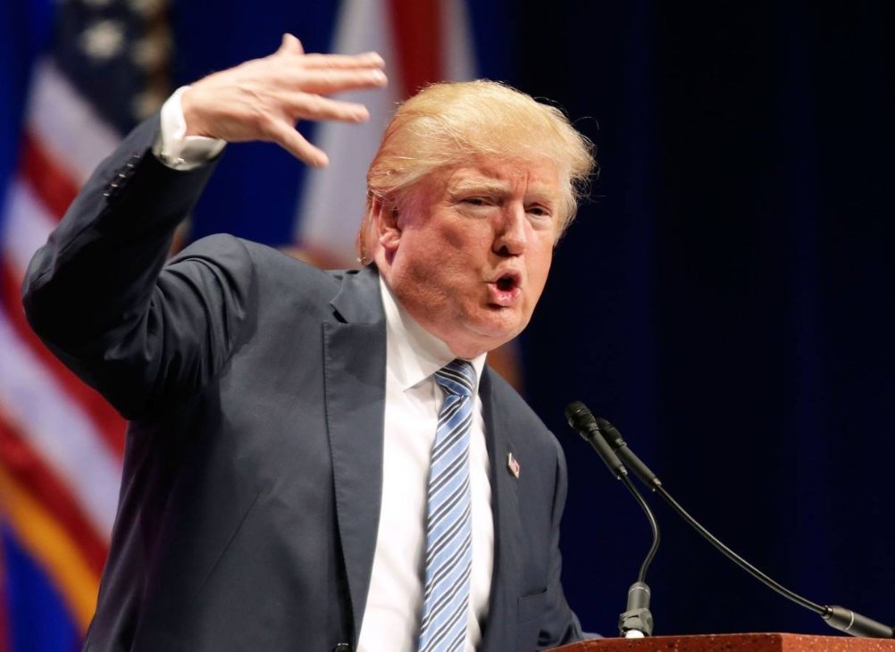 万万没想到！“嘴强王者”特朗普这次遇到对手