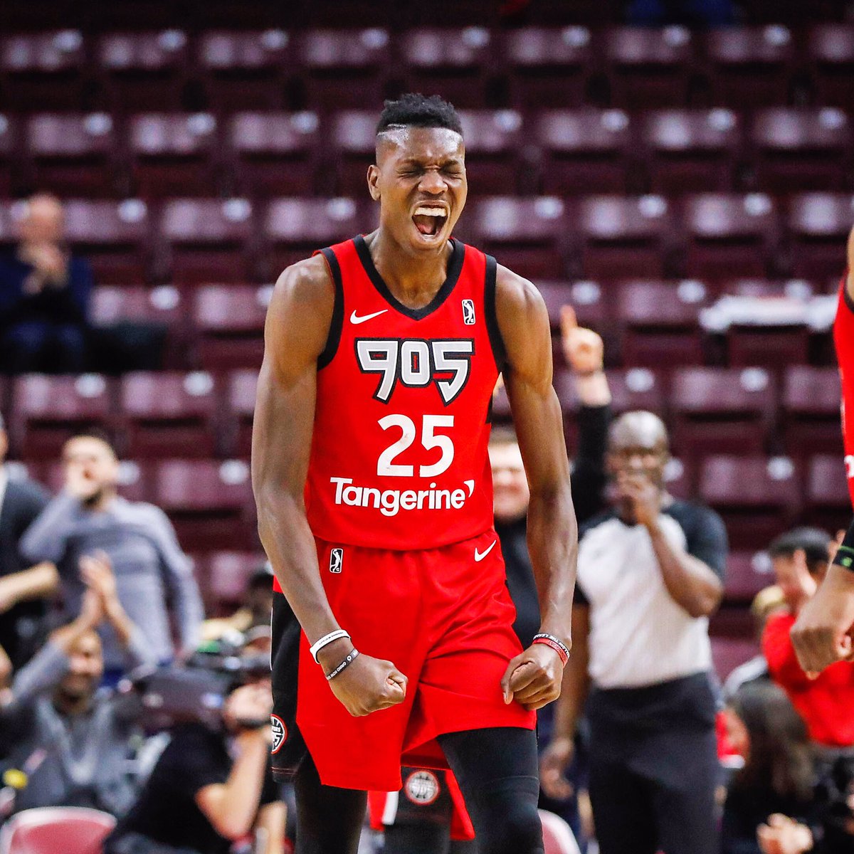 勇士后悔吗？场均16分+60%，联盟第二，为了卢尼