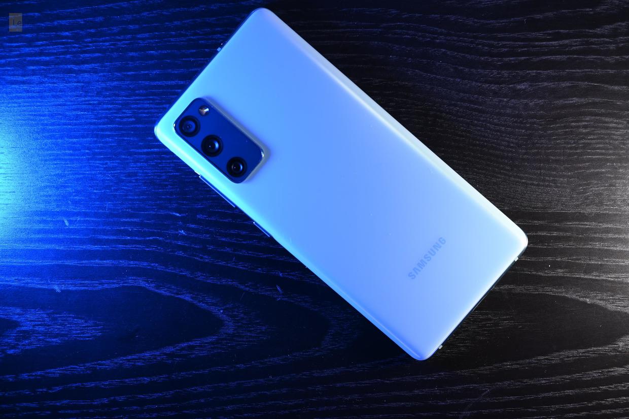 无关性价比,看三星galaxy s20 fe 5g的外观,性能与系统 | 数字尾巴
