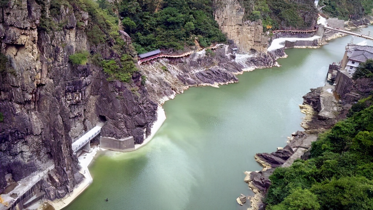 石门挽歌：褒斜古道贯川陕，千古隧洞世无双