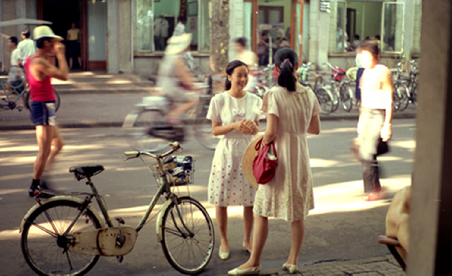 老照片：1982年的杭州，这才是记忆中的老杭州
