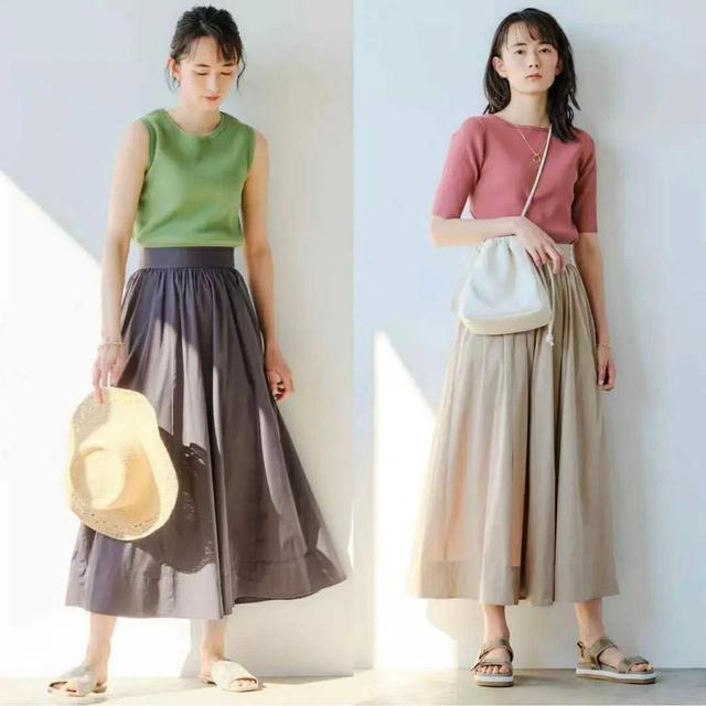 不懂穿搭的女生就简单穿，这些清新减龄的知性风格，时髦又养眼