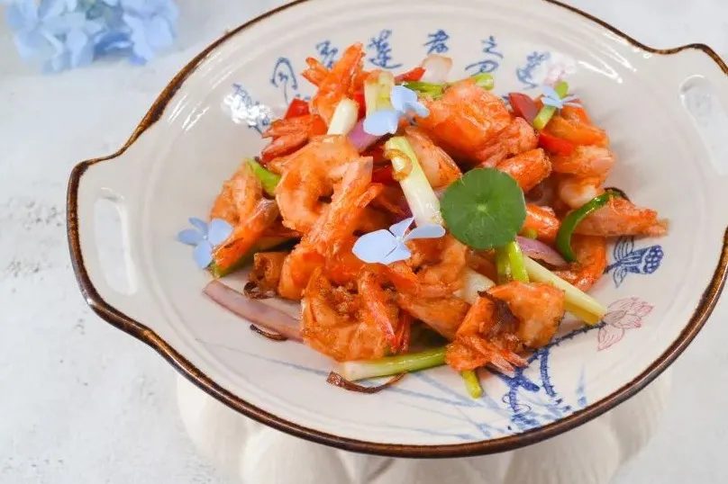 重庆解放碑皇冠假日酒店推出黄厨招牌菜