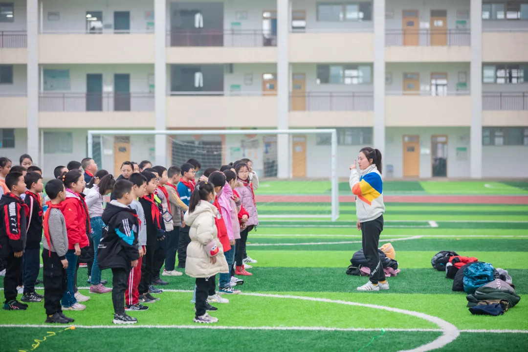 天府新区籍田小学体育课程改革专题研讨系列(二)