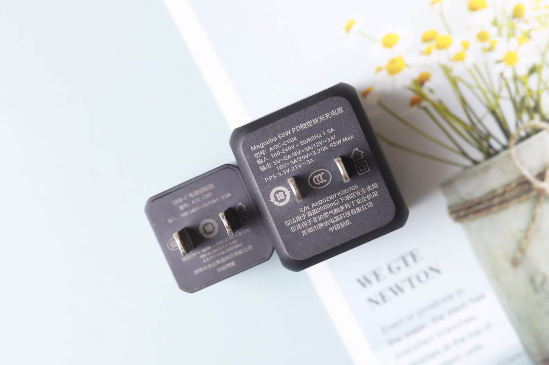 Aohi Magcube 65W氮化镓充电头评测：小体积大功率，笔电充的蹭蹭的