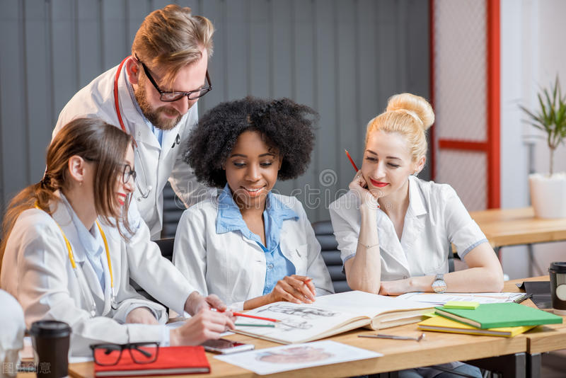 教务管理信息系统基本功能有效地管理教务