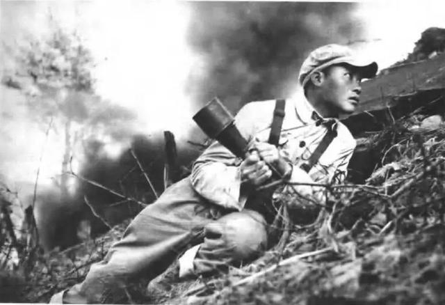 一志愿军发明“打空爆”玩法，9人干掉400人，美军误认为是高科技