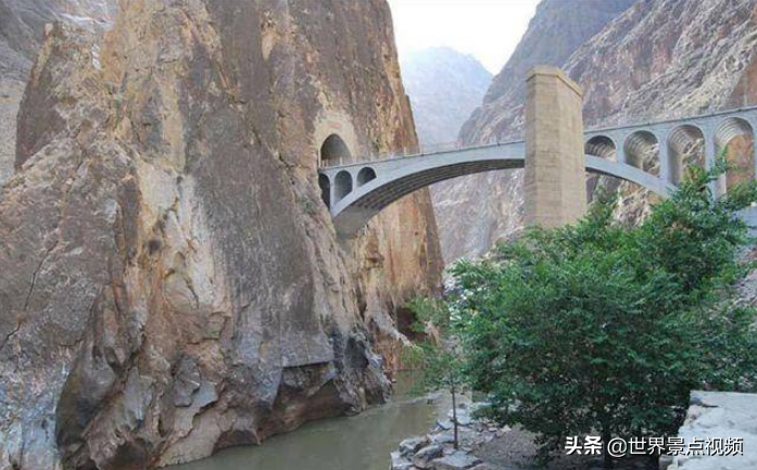 中国“最特殊”大桥，有武警24小时看守，1公里内不允许游客拍照