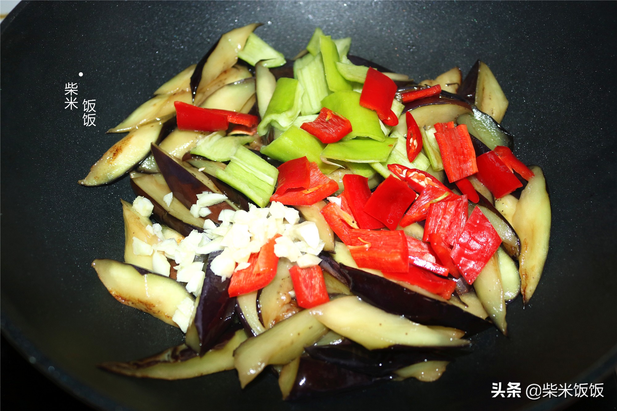 茄子简单又好吃的做法，不用油炸，不用腌，软烂鲜香赛过吃肉