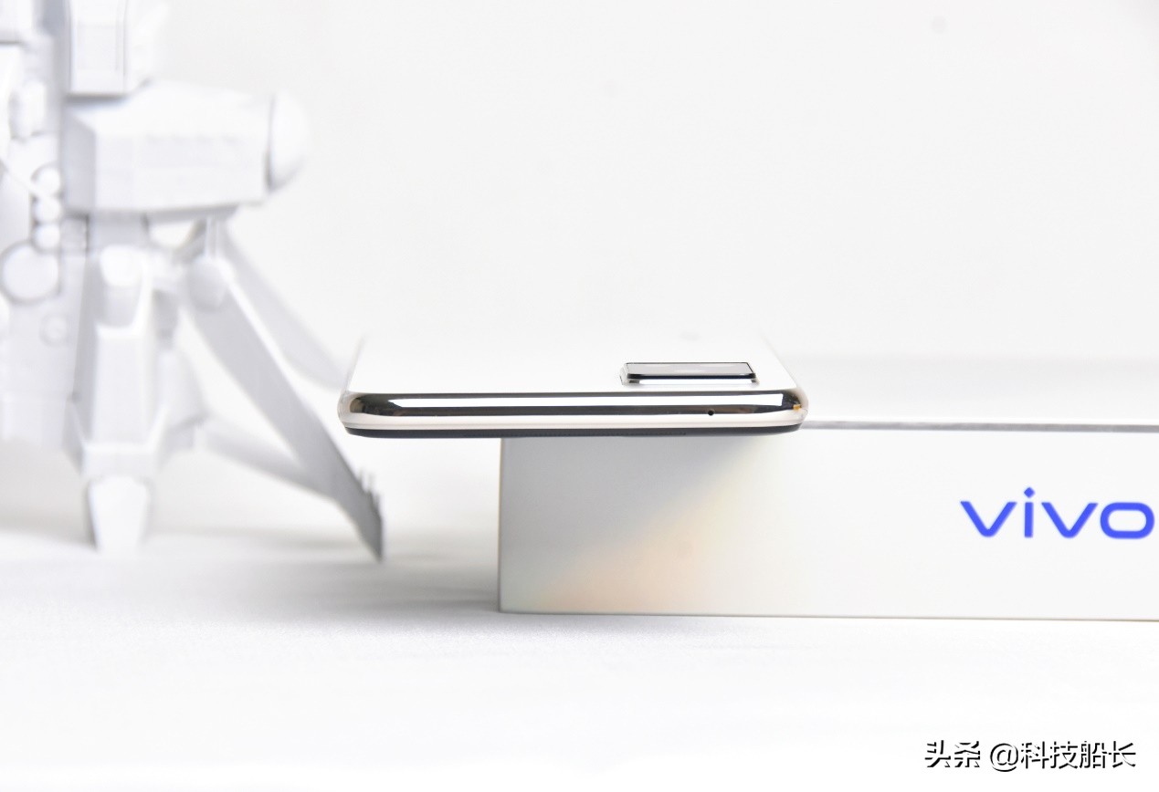 5G轻巧自拍照旗舰级 vivo S7入门感受