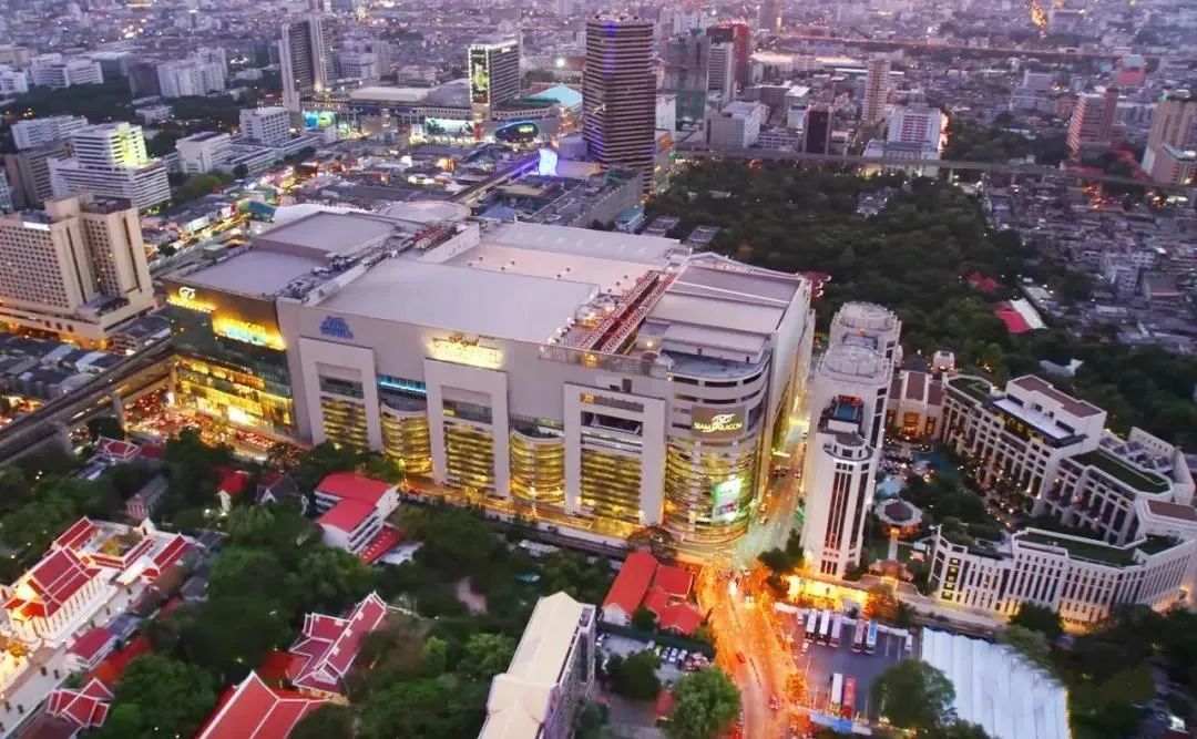 泰国十大顶级豪宅！城市心脏暹罗商圈稀缺项目 | 28 CHIDLOM 聚龙阁