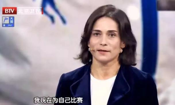 为钱“叛国”！46岁完成东京最后一跳，这个妈妈值得所有人尊敬