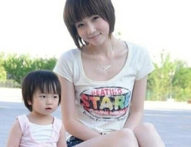 富家小姐出逃北京，17岁选择嫁为人妻，被高晓松