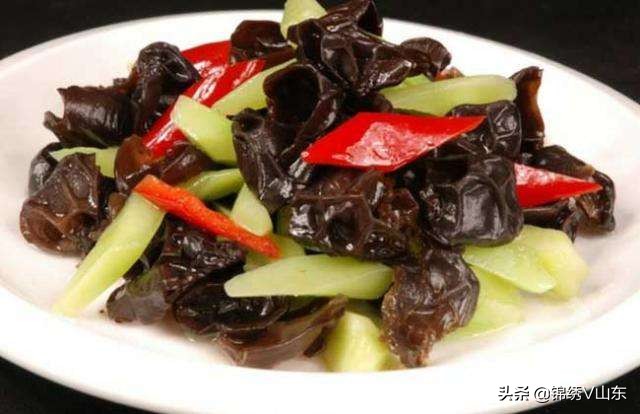 10 simple home-cooked dishes, which are very tasty and served with rice.