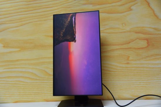 100% sRGB，价格美丽——入门级专业显示器优派VP2458评测