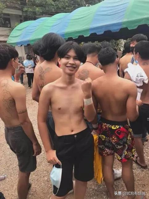 比电影还要精彩的泰国征兵现场