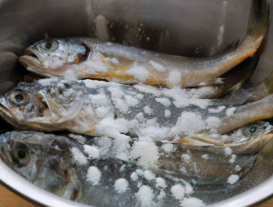 图片[3]-蒜烧黄花鱼的做法步骤图 顺时而食更健康-起舞食谱网