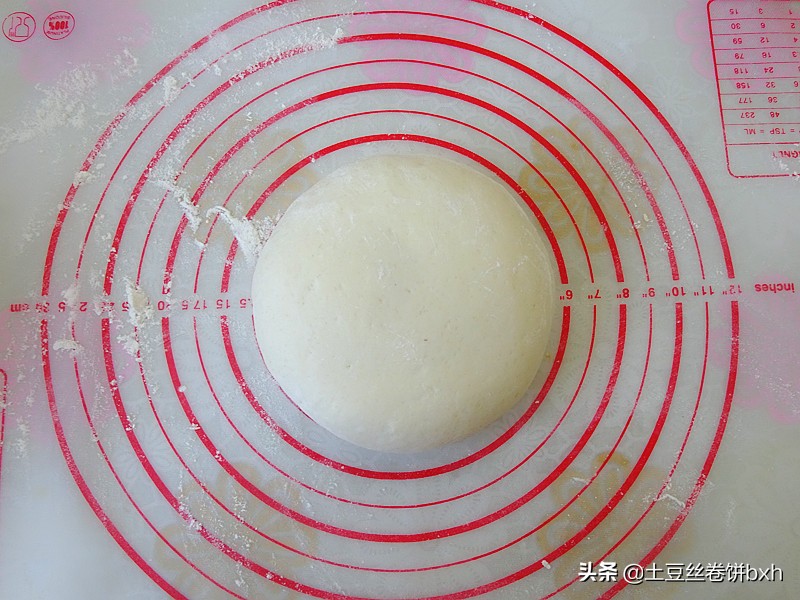 这是孩子超爱的馅饼，香嫩有营养，凉了也软软的，每次至少吃5个