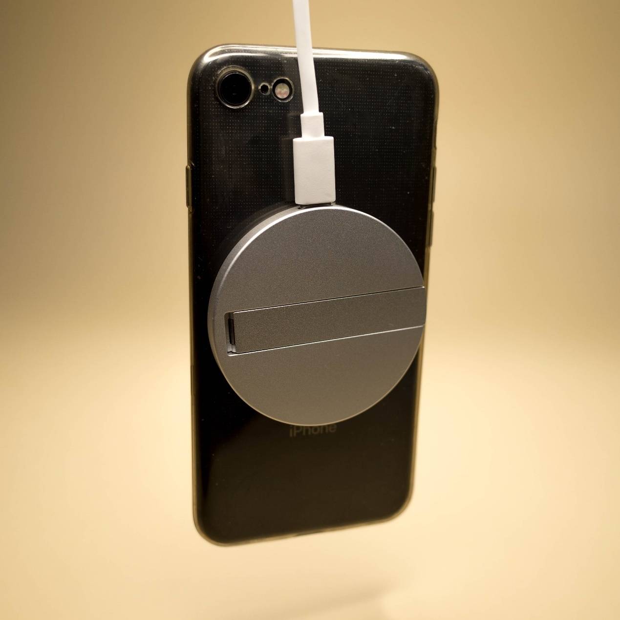 1.Magsafe新选择-ESR亿色磁吸无线充