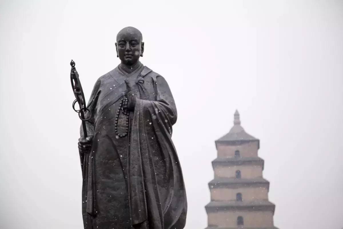 ���ʣ�����ȡ���ķ𾭷����