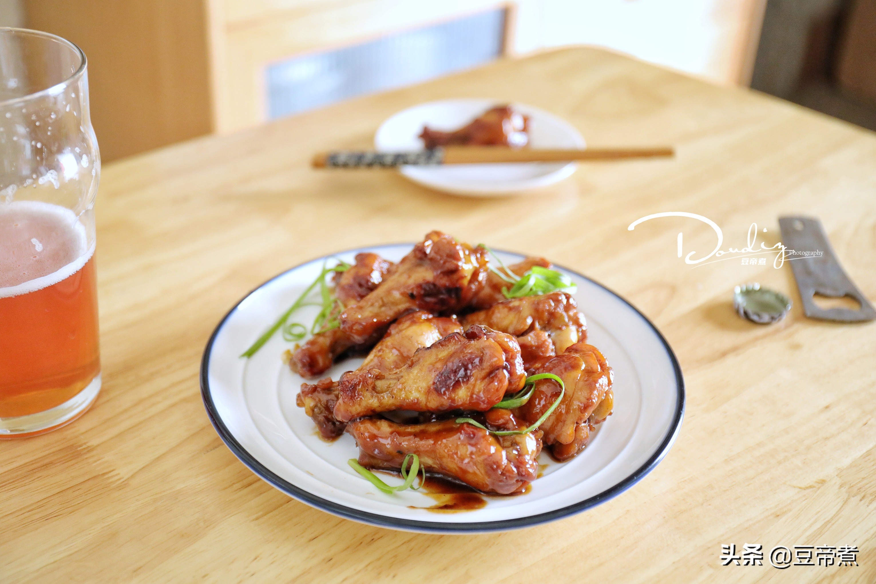 一端上桌就被抢吃光，孩子让我再做一次，没想到小鸡腿这么受欢迎