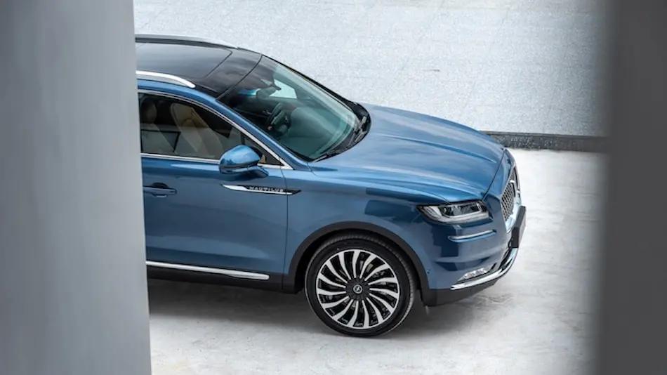 林肯航海家对比沃尔沃XC60，30多万的豪华中型SUV选谁？