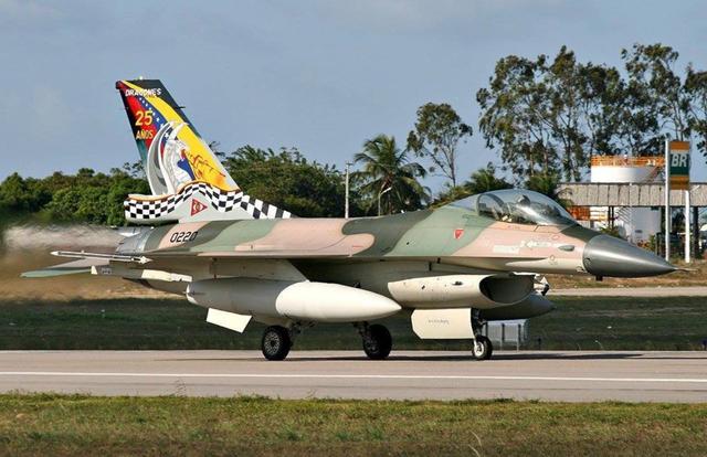 美王牌战斗机落入委内瑞拉手中，俄罗斯嘿嘿一笑：要赶紧掌握机密