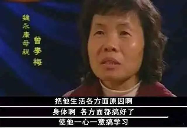 全家套路Jasper洗碗，应采儿感慨：父母越懒，小孩越勤快