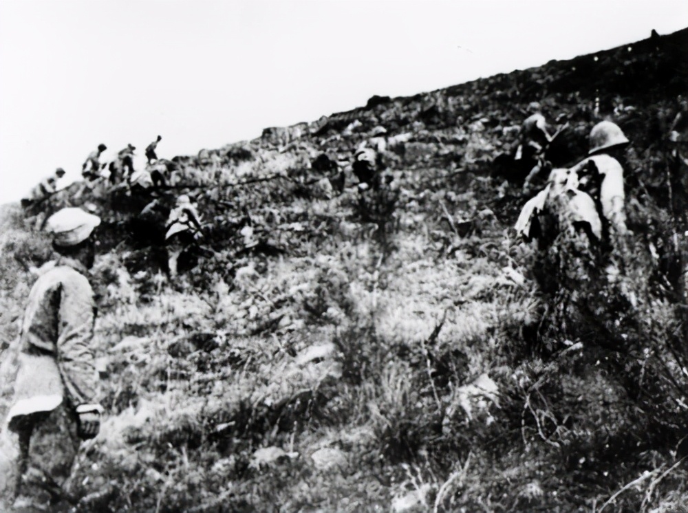 作战方案未定，陈唐越过陈毅向中央发电，鲁南