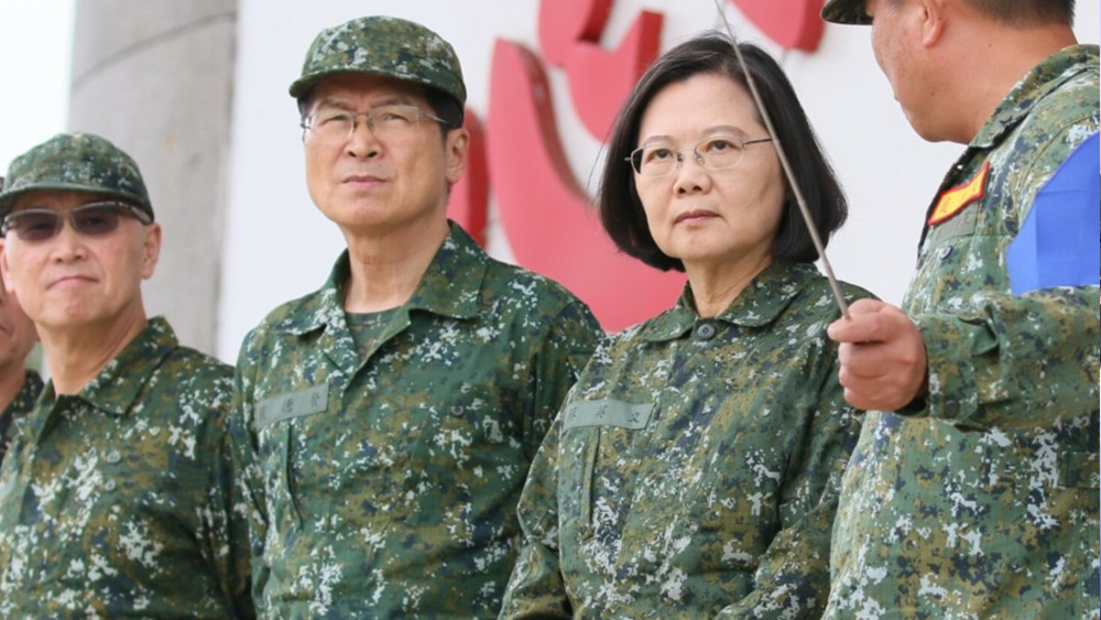 六条消息，三个战场，三种心态，美国正在迫使