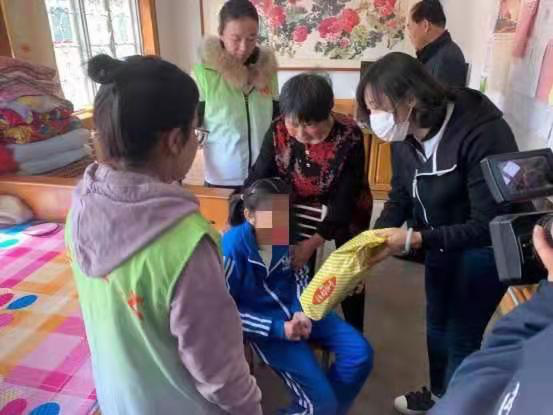 山东省莱西市：开展“童乐成长 同心呵护”活动