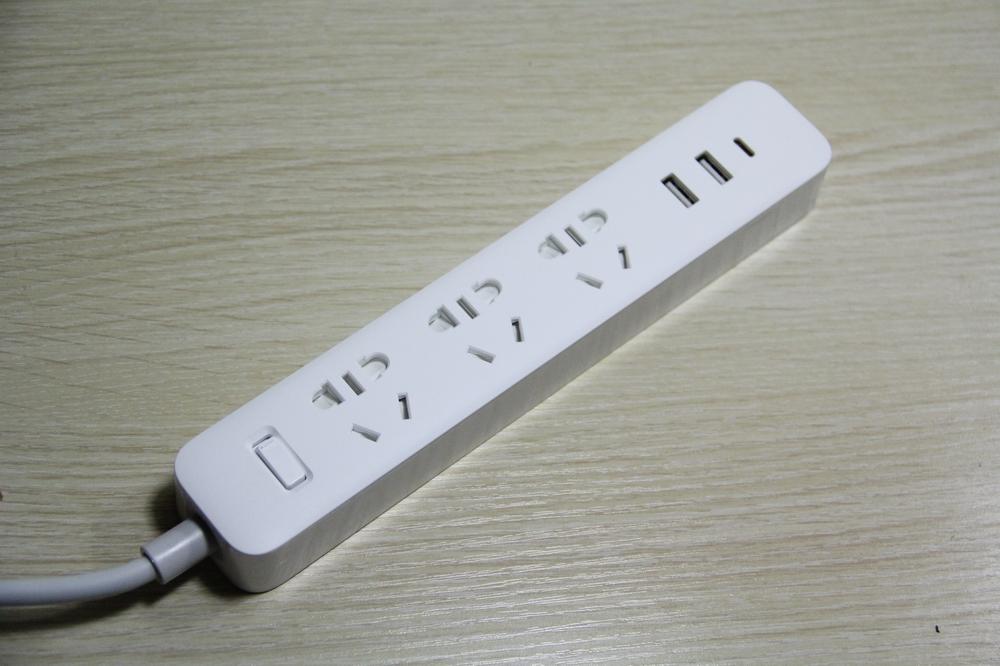 59元小米新款插线板：有USB口、有Type-C口，还支持20W快充