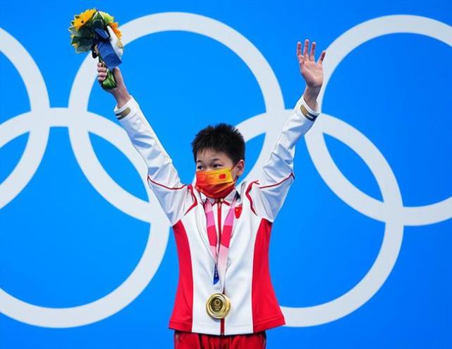 没想到，全红婵真正的贵人是一位领导，当年落选省队全靠她引荐