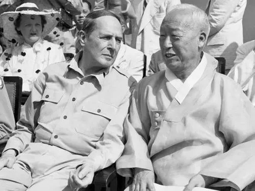 朝鲜战争爆发时，朝鲜究竟有多少兵力，为何能打得韩国落花流水？