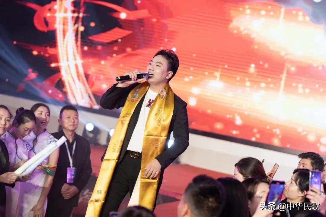 海来阿木出场费大概多少?阿悠悠经纪人联系谁经纪人电话17052226000（同步微信）_明星家族