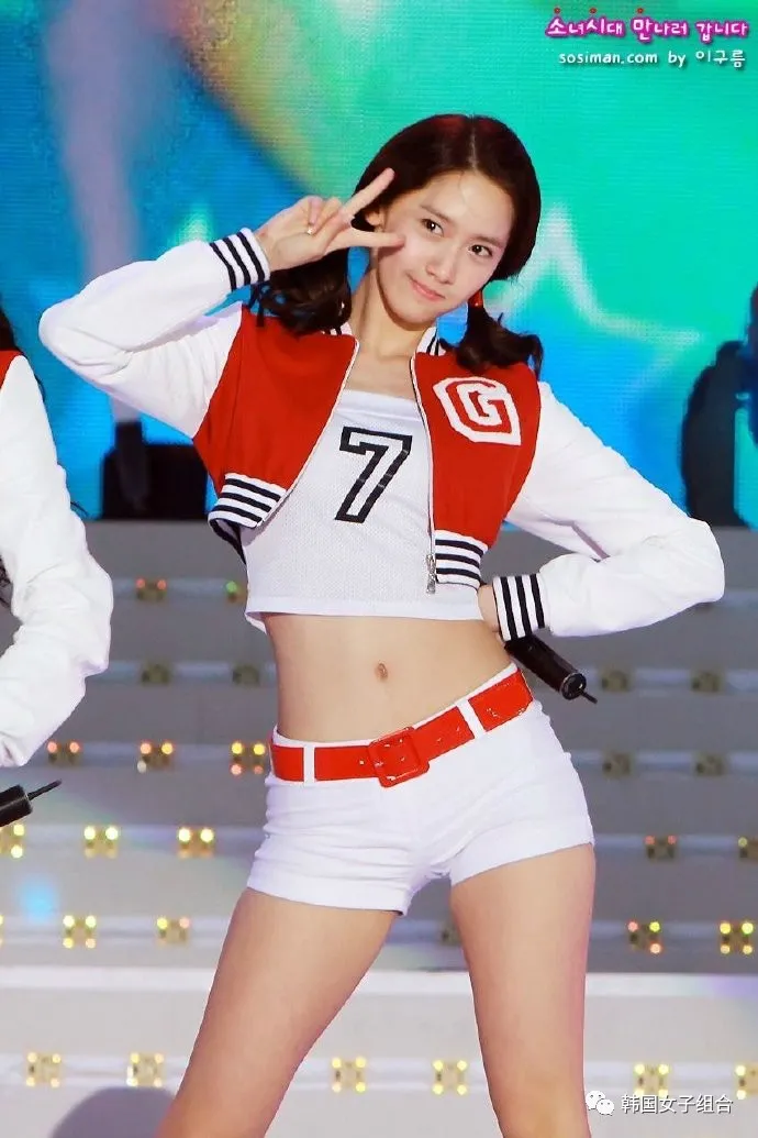 这位女团爱豆在综艺中认证的168cm,47kg时期