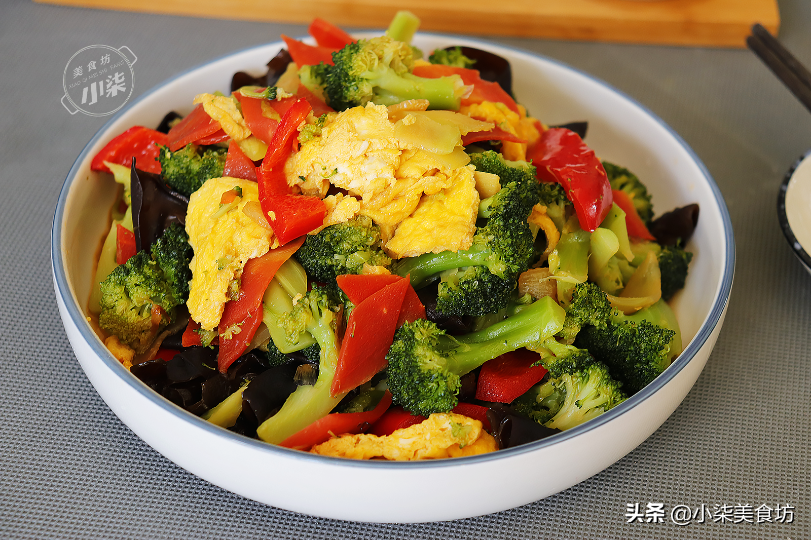 炒西蘭花，最忌焯水和直接炒，教你一個訣竅，脆嫩入味營養不流失