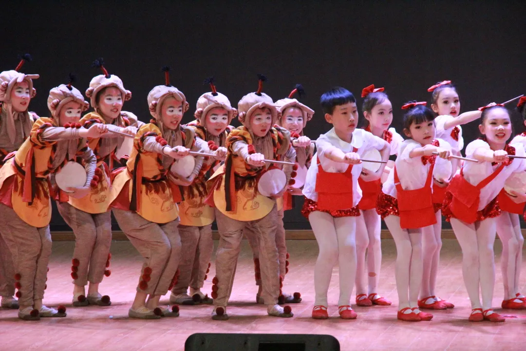 阳光下成长丨成都市双流区棠湖小学参加区第十三届中小学艺术节