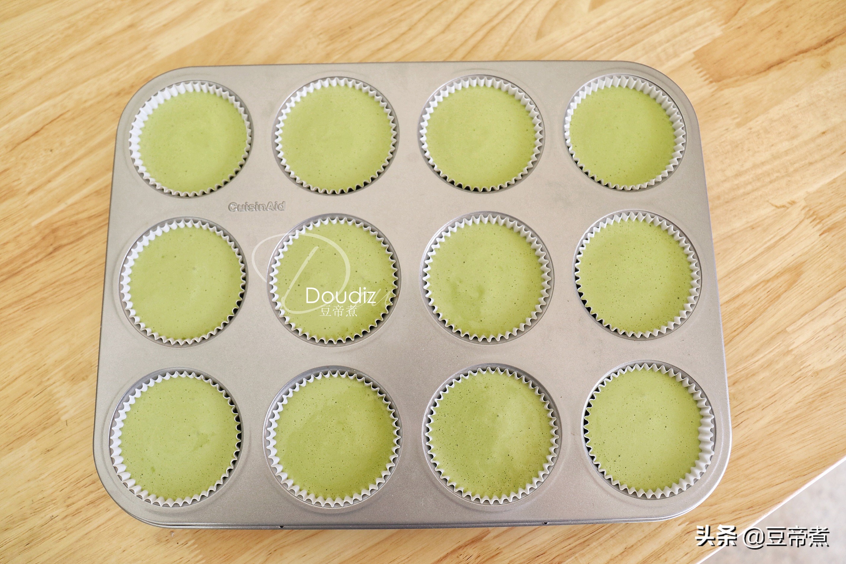 終於學會了孩子最愛吃的小蛋糕，自製衛生用料放心，實在太好吃了